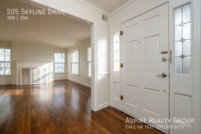 Building Photo - 505 Skyline Dr