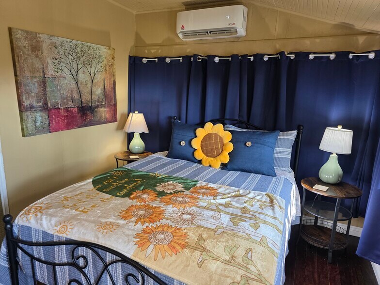 Building Photo - 2374 Mission Inn Ave