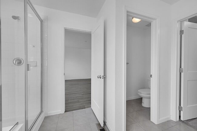 Building Photo - $3,125.00 - 4 Bedroom, 3.5 Bathroom, Singl...