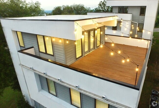 Building Photo - 3308B Trevor St