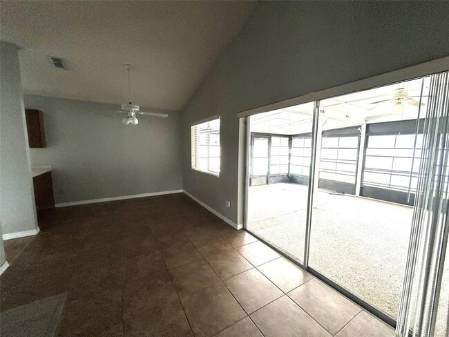 Building Photo - 1879 Meadowgold Ln