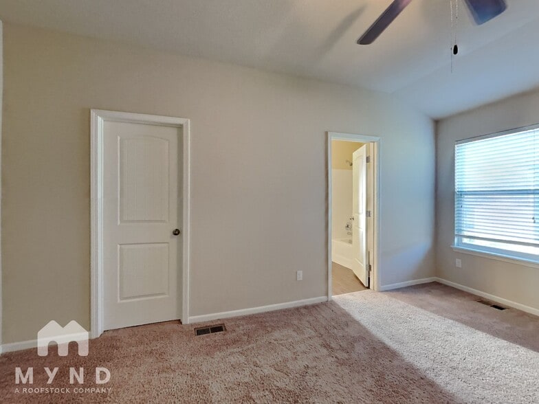 Building Photo - 31815 W 172nd St