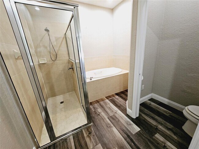 Building Photo - 1930 Saddlewood Ct