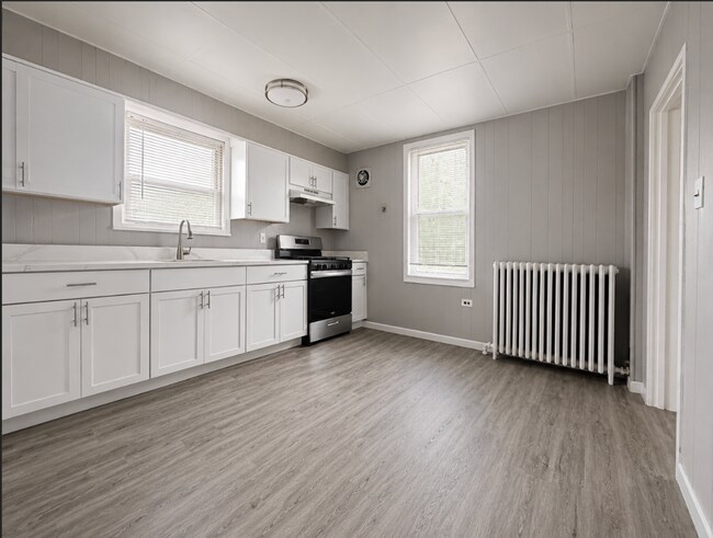 Building Photo - 2604 Hamilton Ave