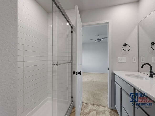 Building Photo - Stunning 3 Bed 2.5 Bath Home in Timnath, CO!