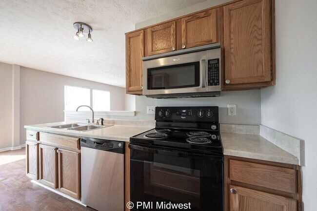 Building Photo - 5653 Valhalla Way