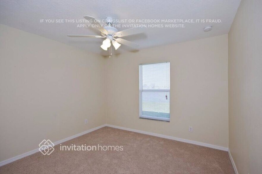 Building Photo - 3237 Lorimar Ln