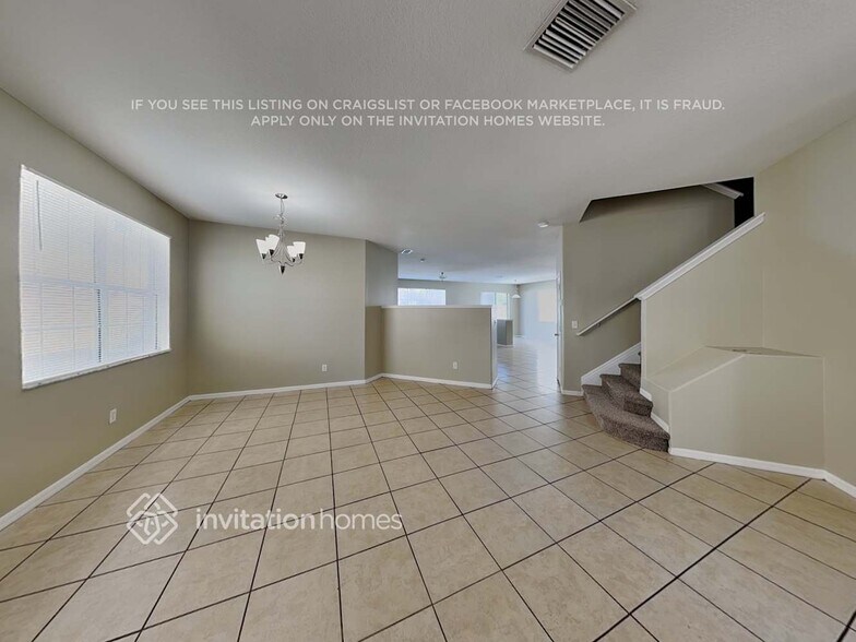 Building Photo - 325 Vine Cliff St