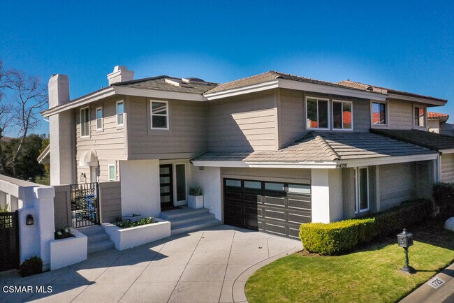 Primary Photo - 1725 Royal St George Dr