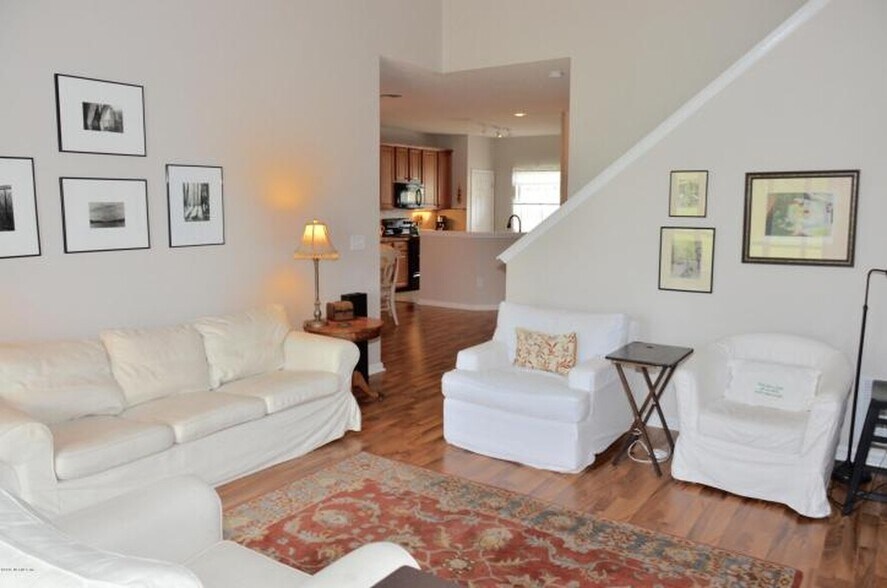 Building Photo - 273 Wooded Crossing Cir