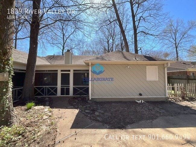 Building Photo - 1839 River Valley Dr