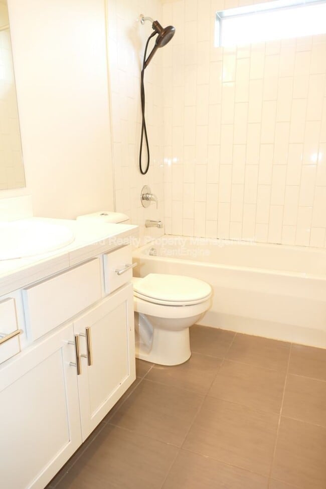 Building Photo - 839 NW 63rd St