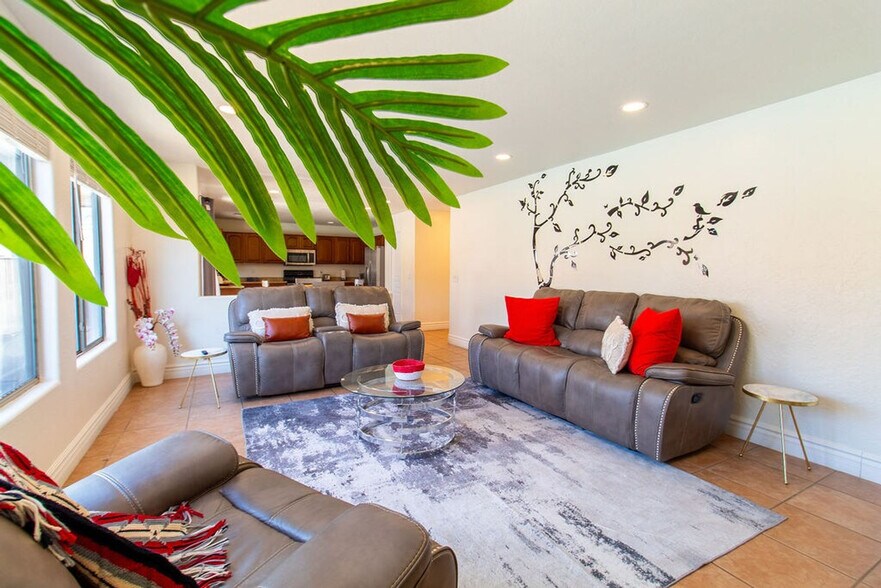 Building Photo - 1859 N Desert Willow St