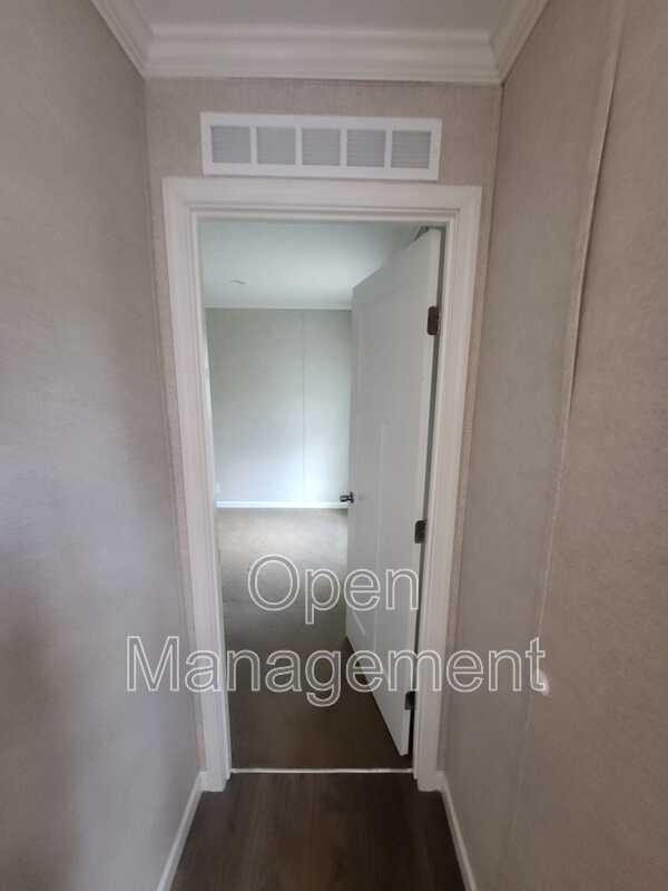 Building Photo - 3416 Kramers Ln