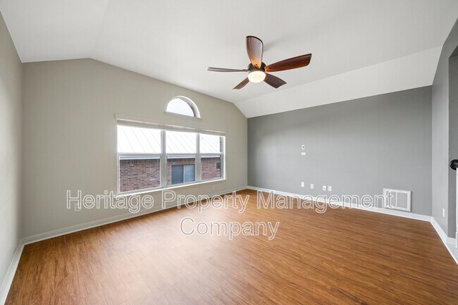 Building Photo - 8627 Magdalena Run