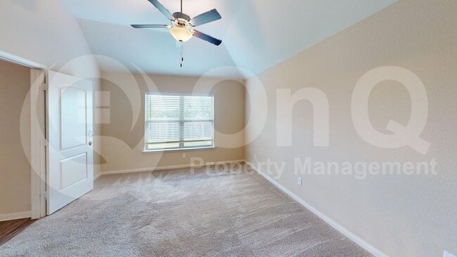 Building Photo - 705 Juneberry Dr
