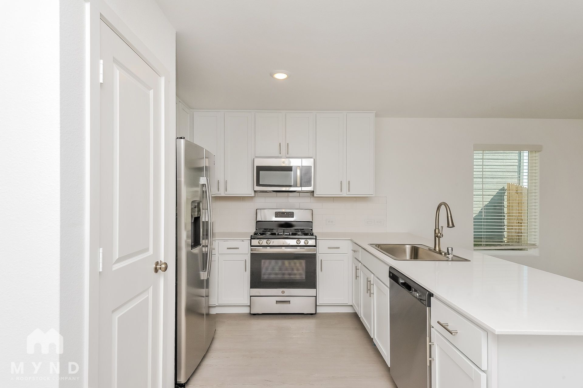Building Photo - 2712 Mistwood Dr