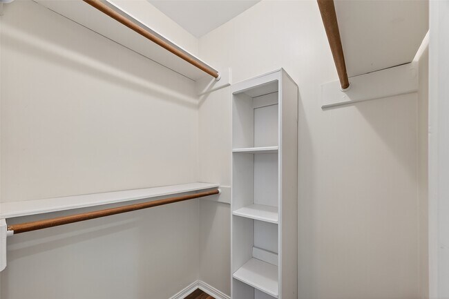 Building Photo - 13618 Jessica Ln