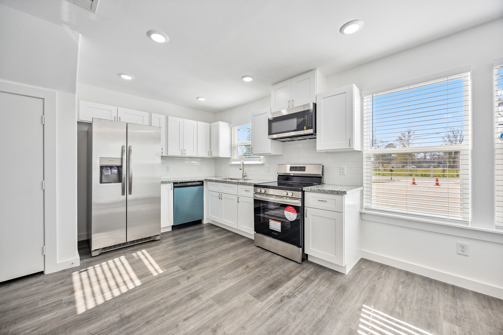 Building Photo - 8213 Bigwood St