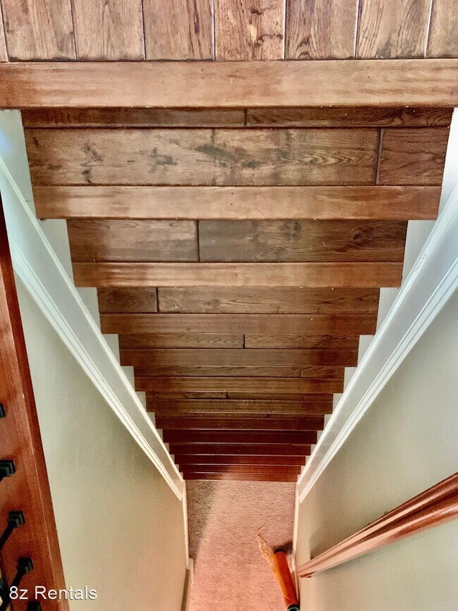 Building Photo - 4 br, 3 bath House - 6942 Roaring Fork Trail