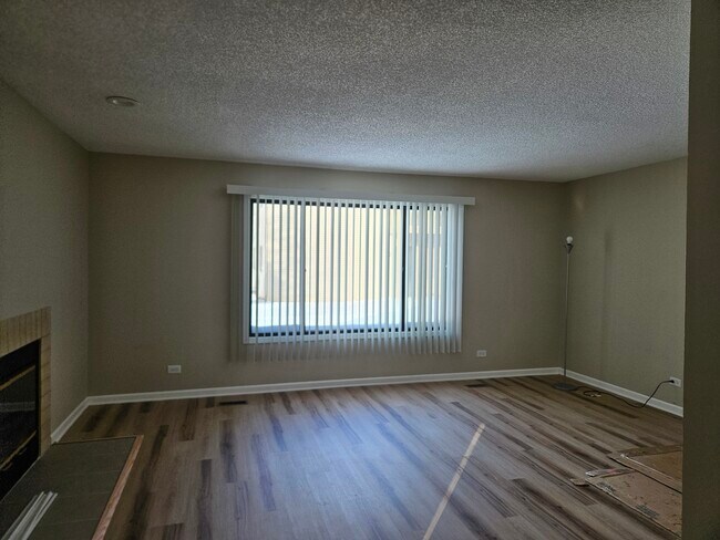 Building Photo - 1093 Kane St