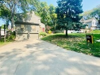 Building Photo - {13042} Contemporary in Lenexa + Fenced Ya...