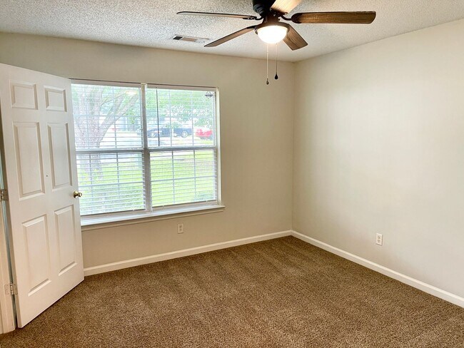 Building Photo - Coming Soon - Charming Ranch Style 3 Bedro...