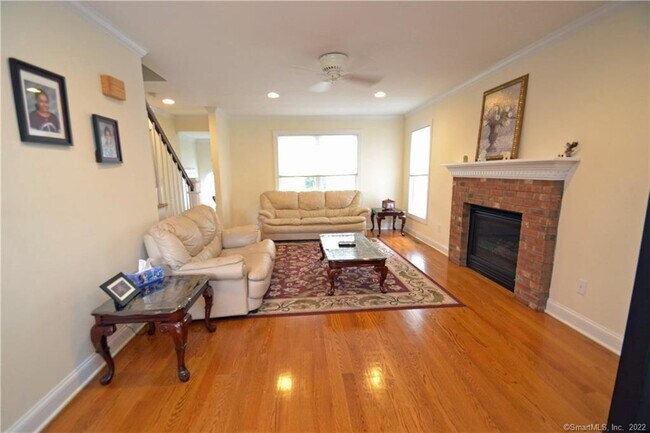 Building Photo - 23 Enrica Rita Way