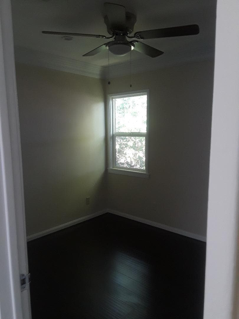 Building Photo - 599 N Oakland Ave