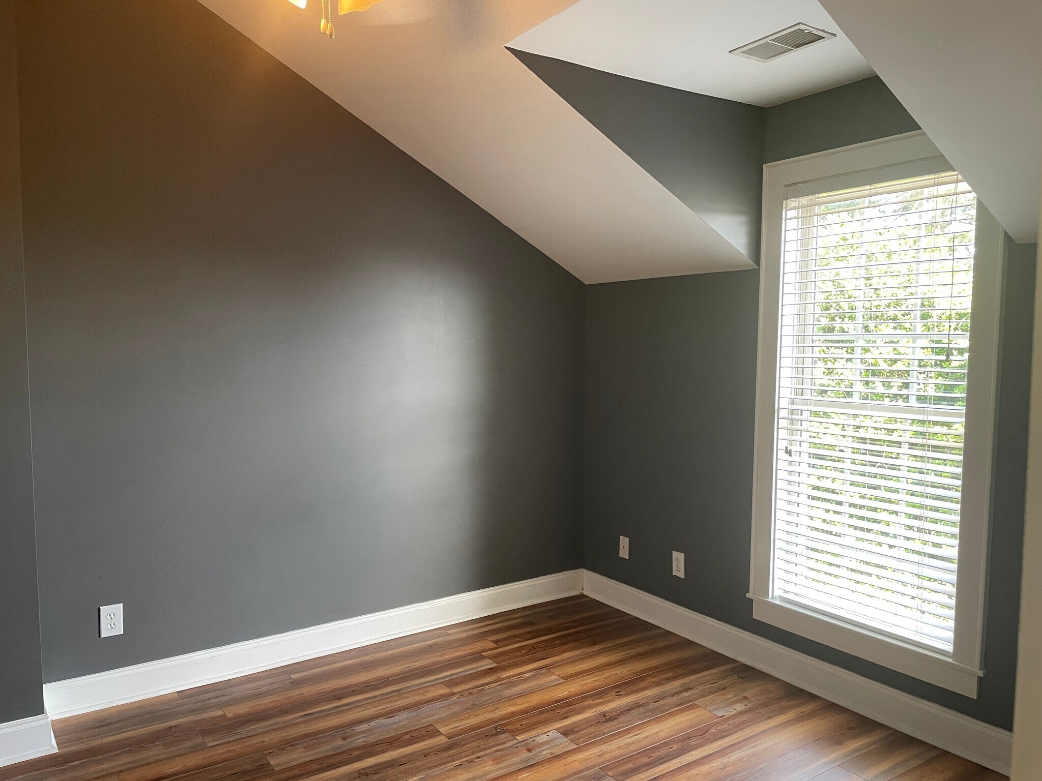 Building Photo - 2027 S Milledge Ave