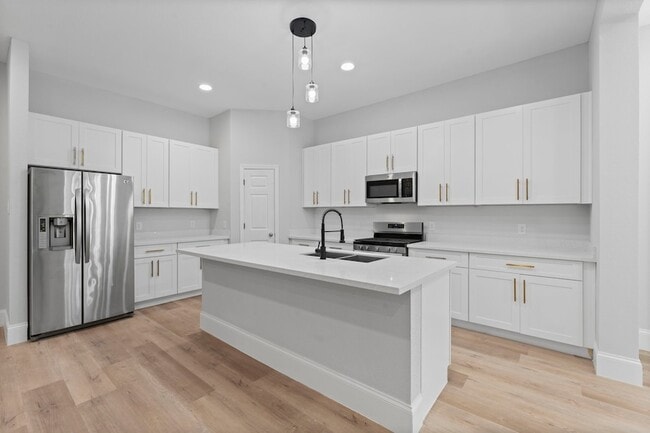 Building Photo - 478 Stephen F Austin Dr