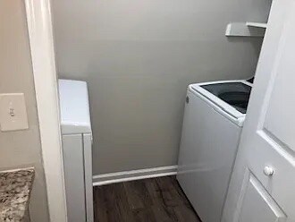 Building Photo - Room in Condo on Winterpointe Ln