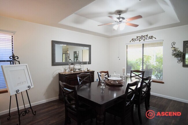 Building Photo - FULLY FURNISHED, Beautiful Home Located In...