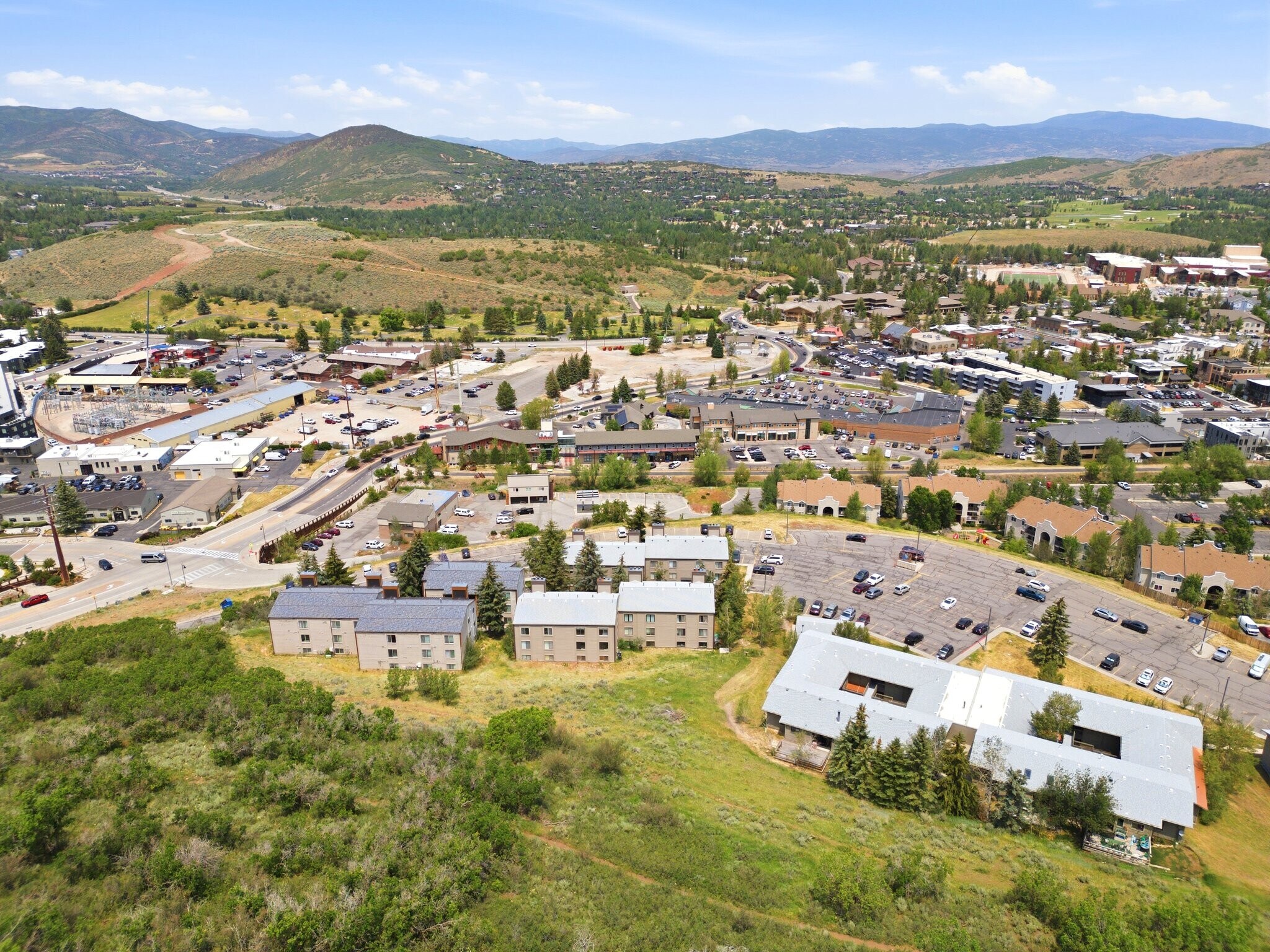 Building Photo - 1650 Upper Iron Horse Loop Rd