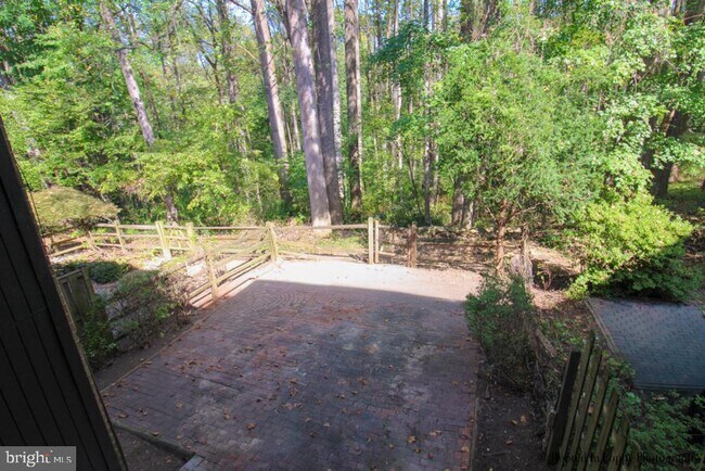 Building Photo - 20423 Meadow Pond Pl