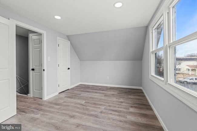Building Photo - 48 Marboro Ln