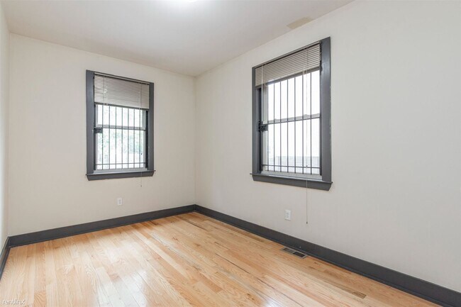 Building Photo - 4 br, 2 bath Duplex - 1709 ARLINGTON ST Un...