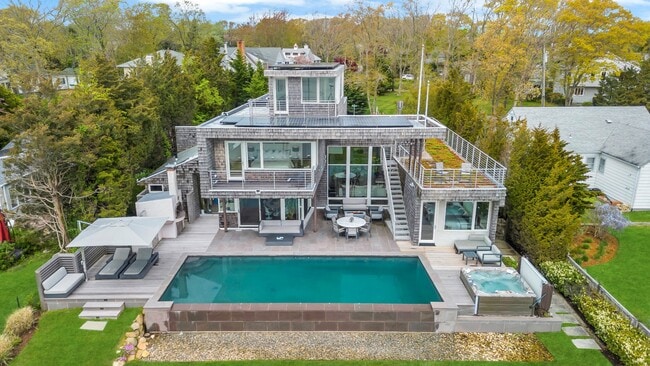 Building Photo - 54 Bay View Dr E