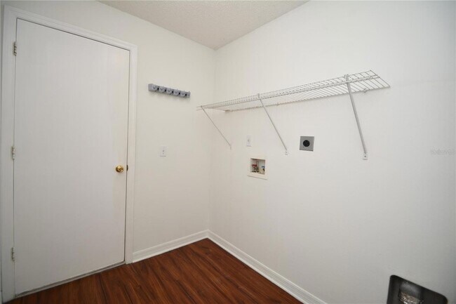 Building Photo - 36 Frenora Ln