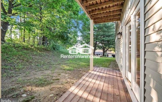 Building Photo - 10264 Redtail Ct