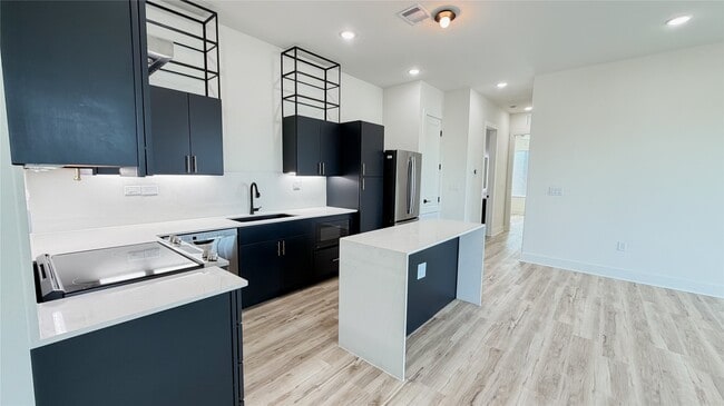 Building Photo - 4722 Old Spanish Trl