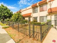 Building Photo - 11414 Budlong Ave