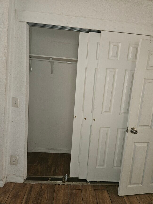 Building Photo - 1363 Tioga Ave.