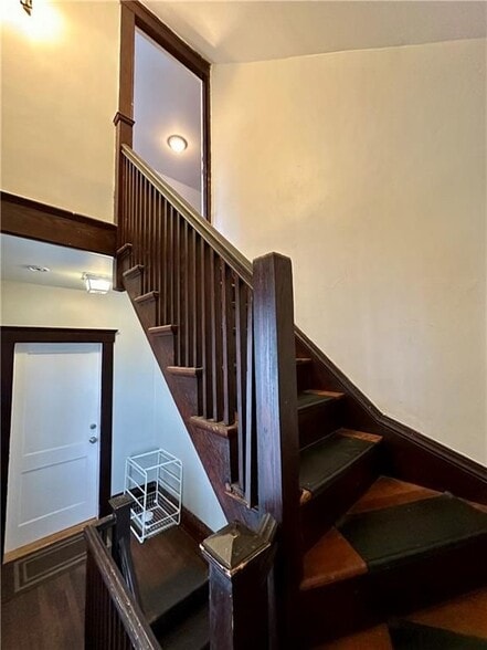 Building Photo - 1003 Narragansett Blvd