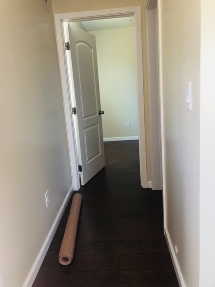 Building Photo - 14643 Chatsworth St