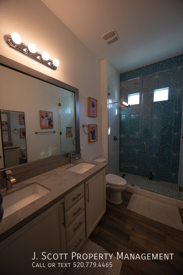 Building Photo - 15646 W Ashland Ave