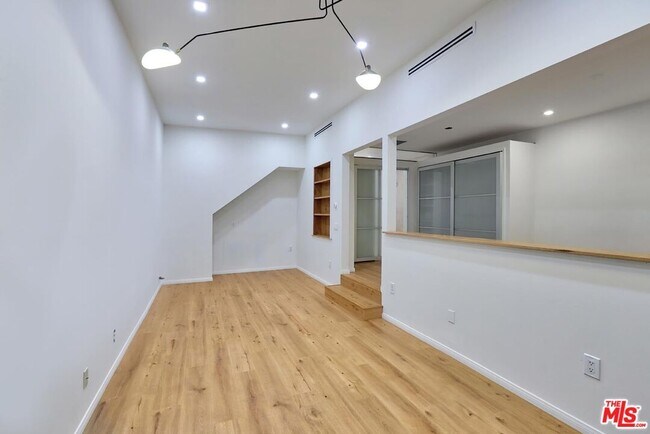 Building Photo - 8030 Highland Trail