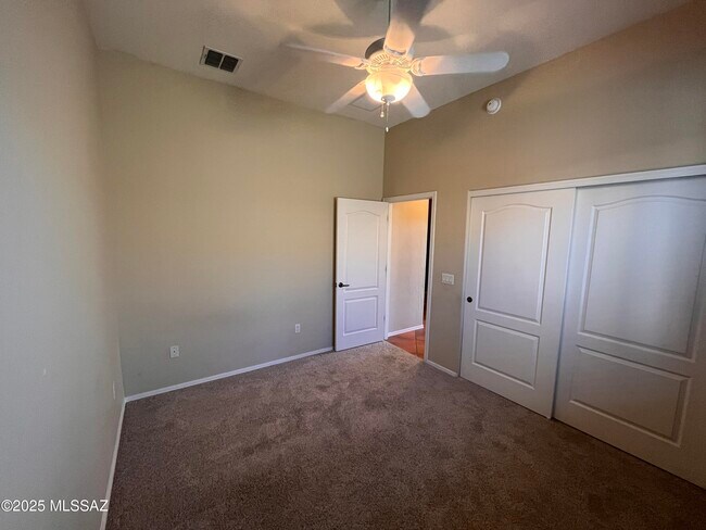 Building Photo - 13451 E Ace High Dr