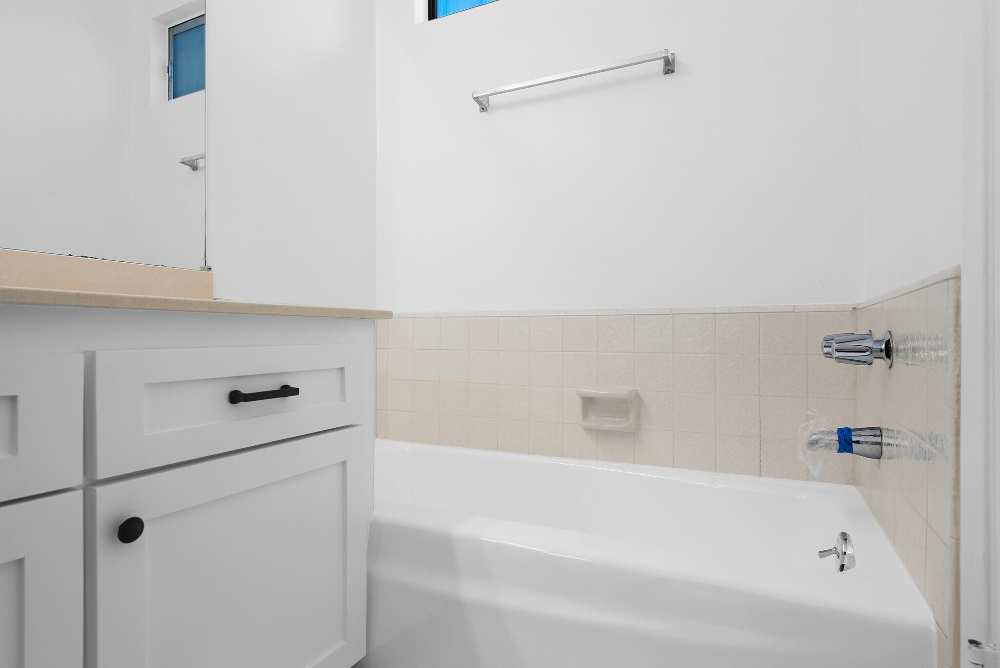 Building Photo - 824 S Shenandoah St