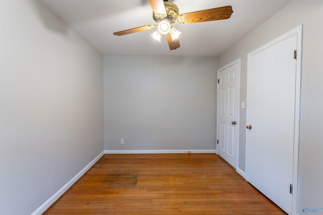 Building Photo - 425 Arthur St NW